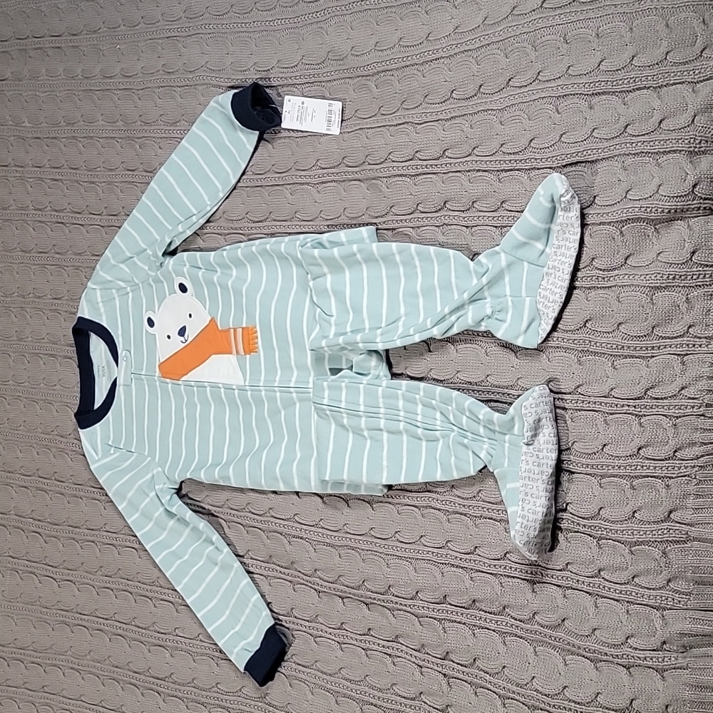 NWT Carter 5T Fleece Onesie